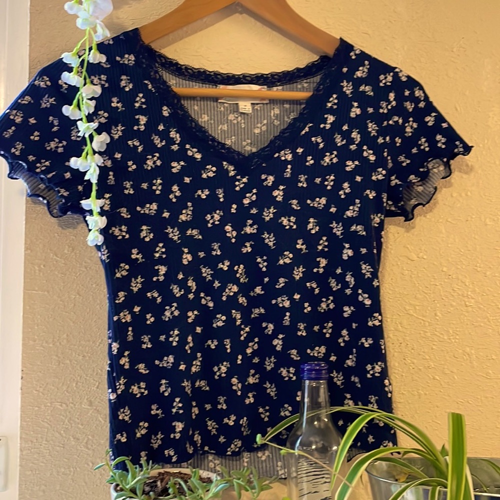 Floral lace top!